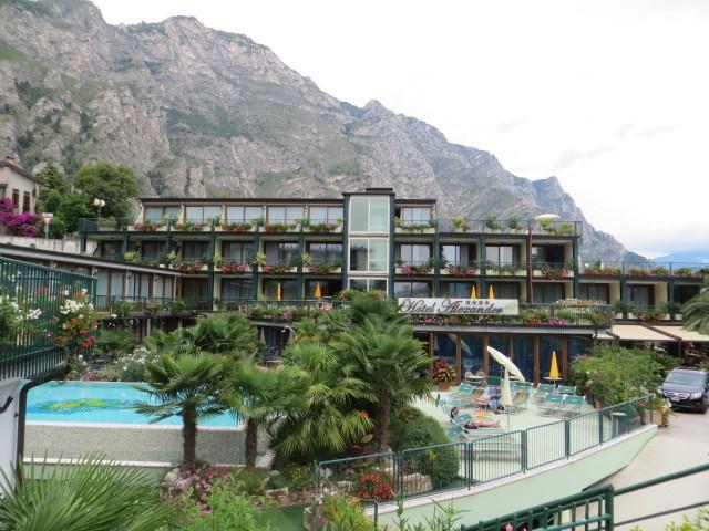 limone sul garda hotel alexander